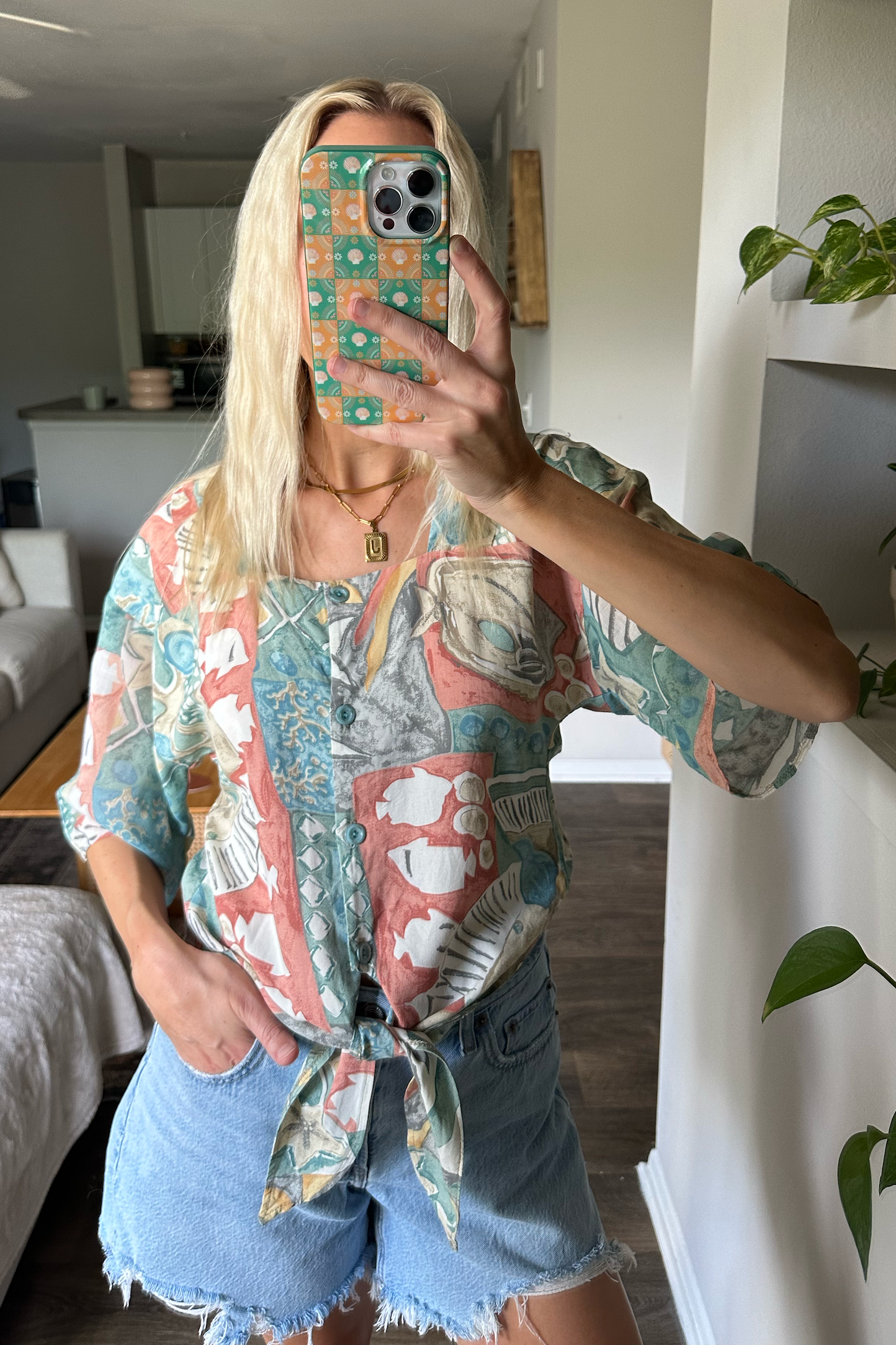 Vintage (S) Tropical Hawaiian Tie Front Top