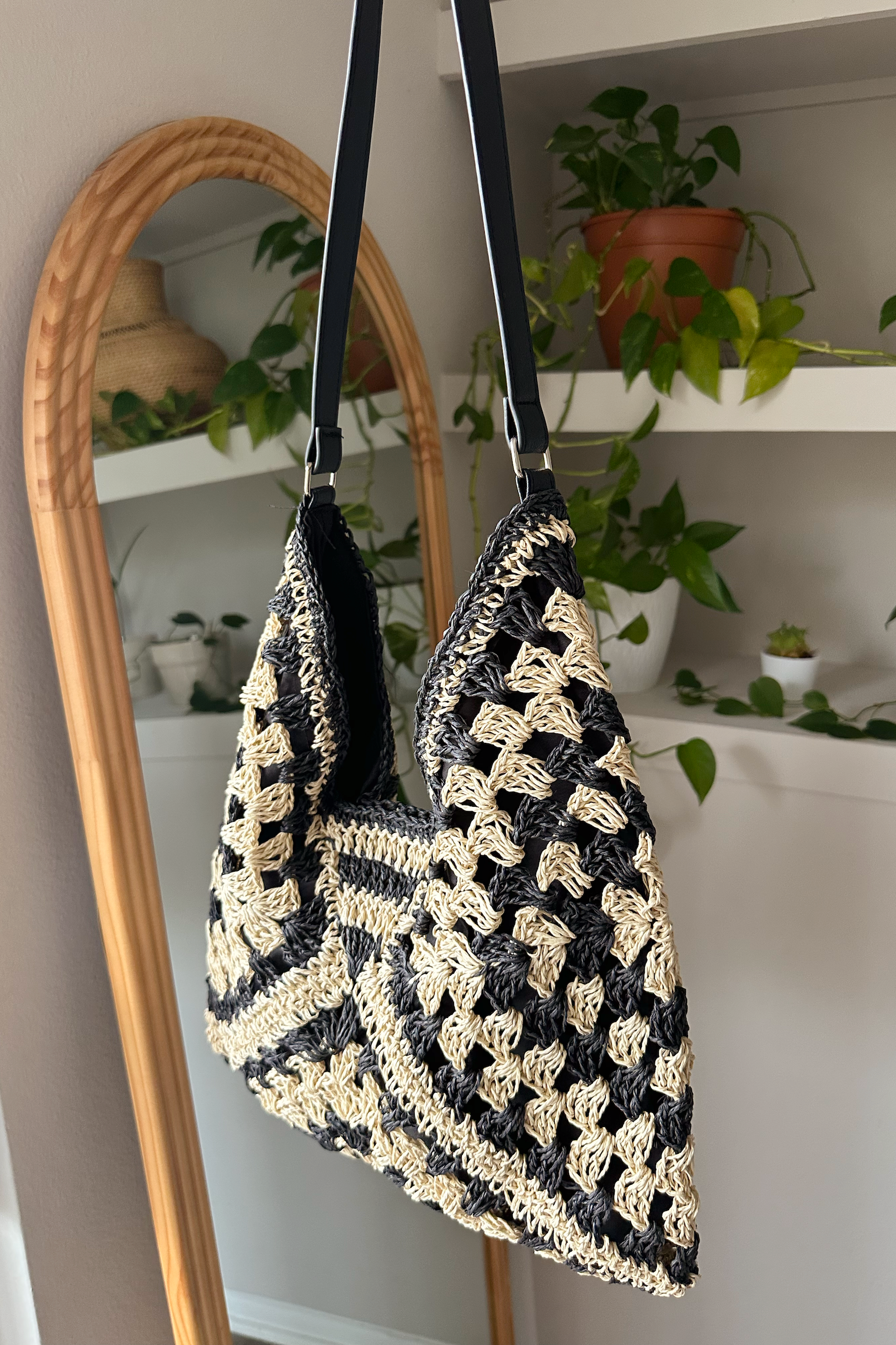 Black Patterned Straw Tote Bag