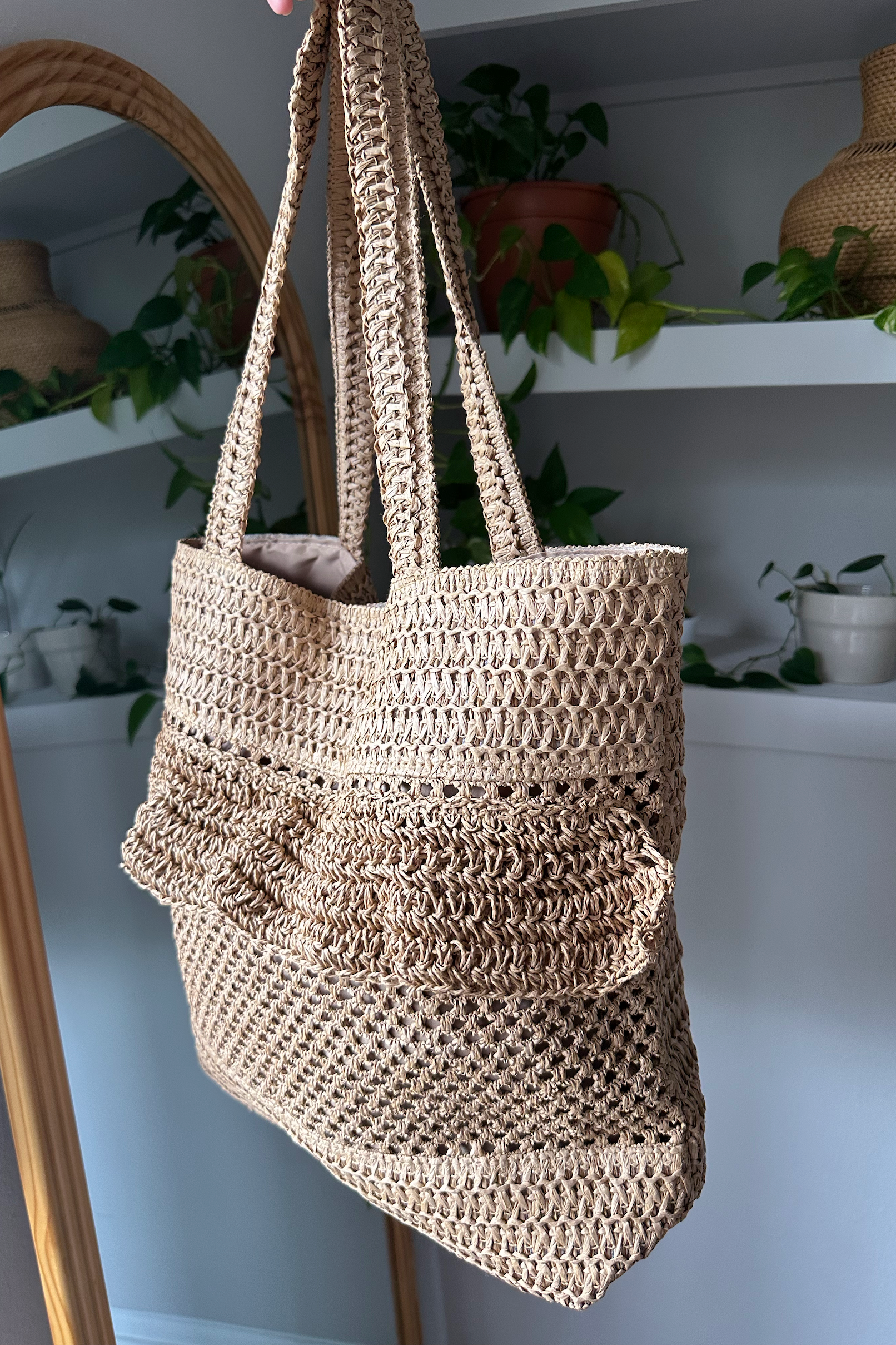 Ruffle Straw Tote Bag