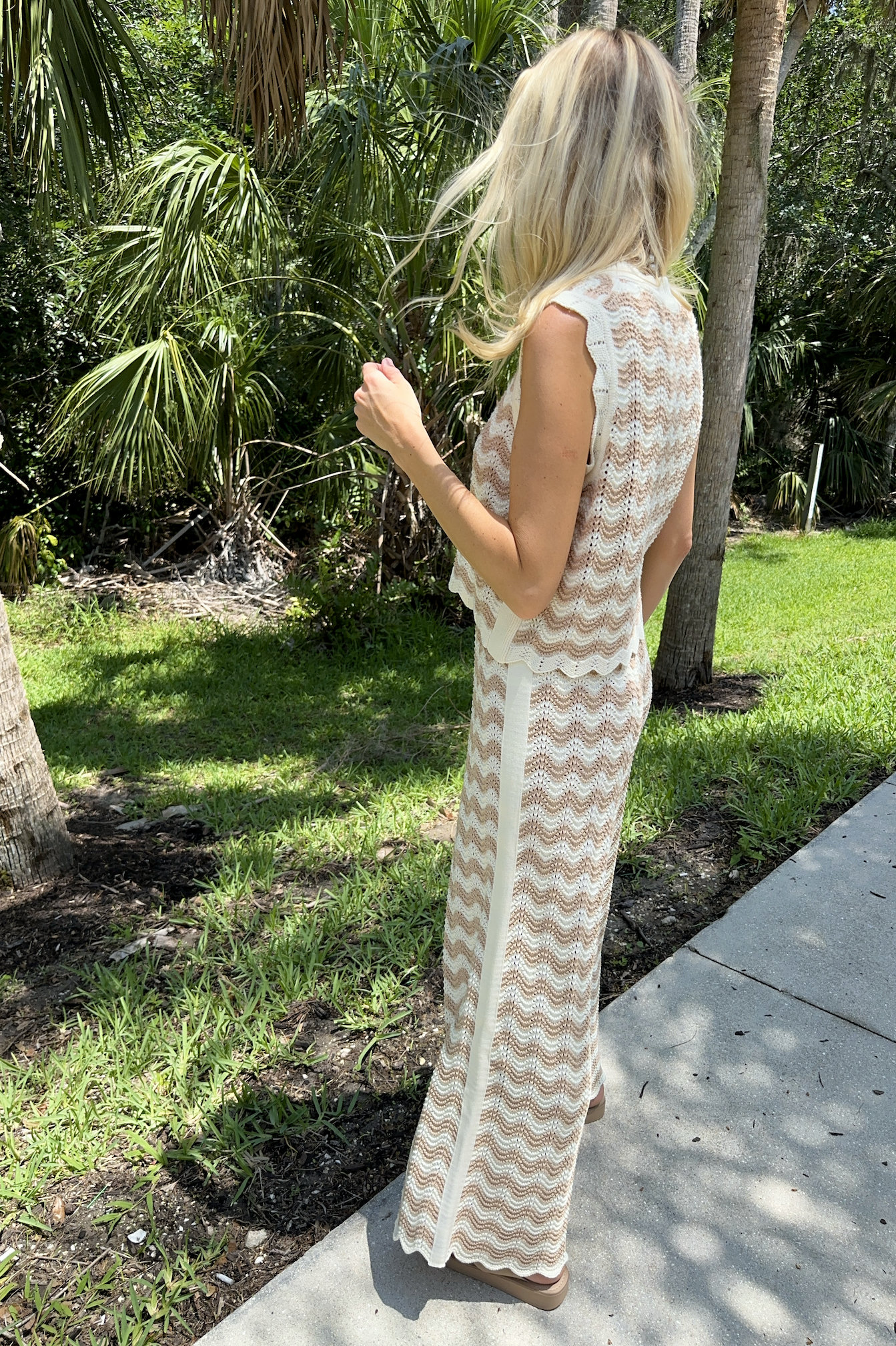 Wavy Chevron Crochet Knit Sleeveless Top